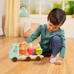 B.TOYS Drewniana Ciężarówka z owocami -   Stack & Roll Fruit Truck