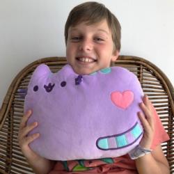 Poduszka fioletowa PUSHEEN